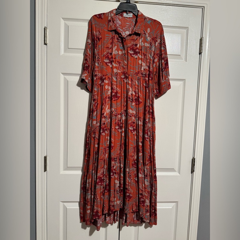 NATURAL LIFE Floral Maxi Dress in Red and Orange